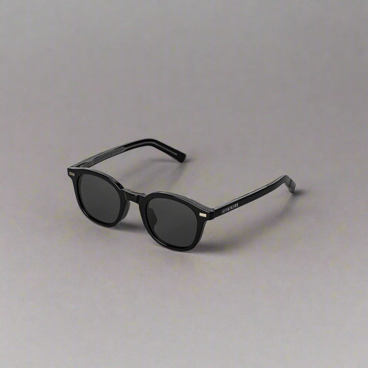 Black stylish Italian designed affordable sunglasses with UV protection.