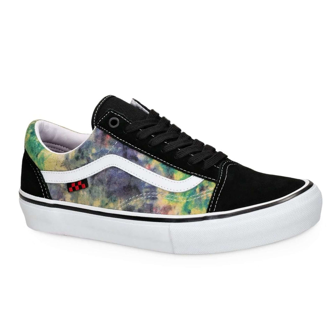 VANS sneakers and streetwear collection at STORE 7994