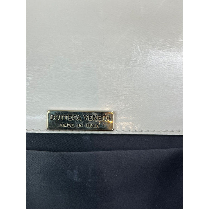 Bottega Veneta Intreciato white leather Shoulder Clutch Bag with gold logo detail, luxury bags
