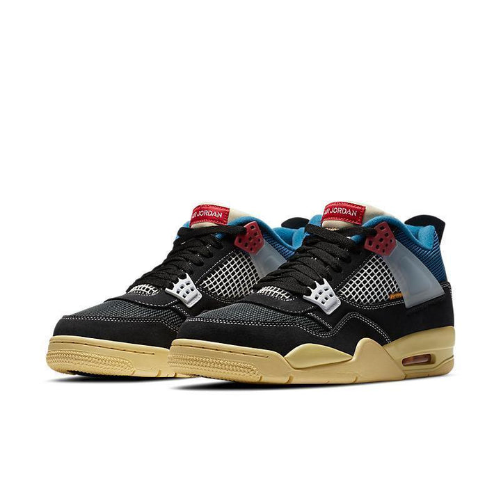 Air Jordan 4 Retro &