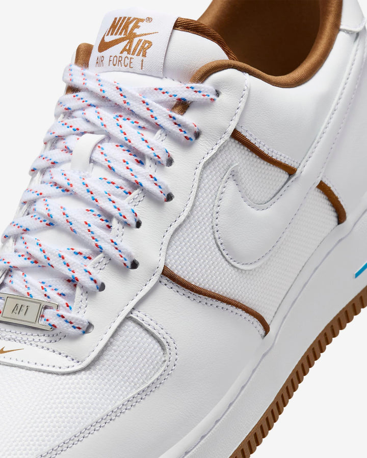 Nike Air Force 1 Low &