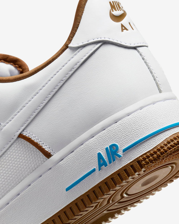 Nike Air Force 1 Low &