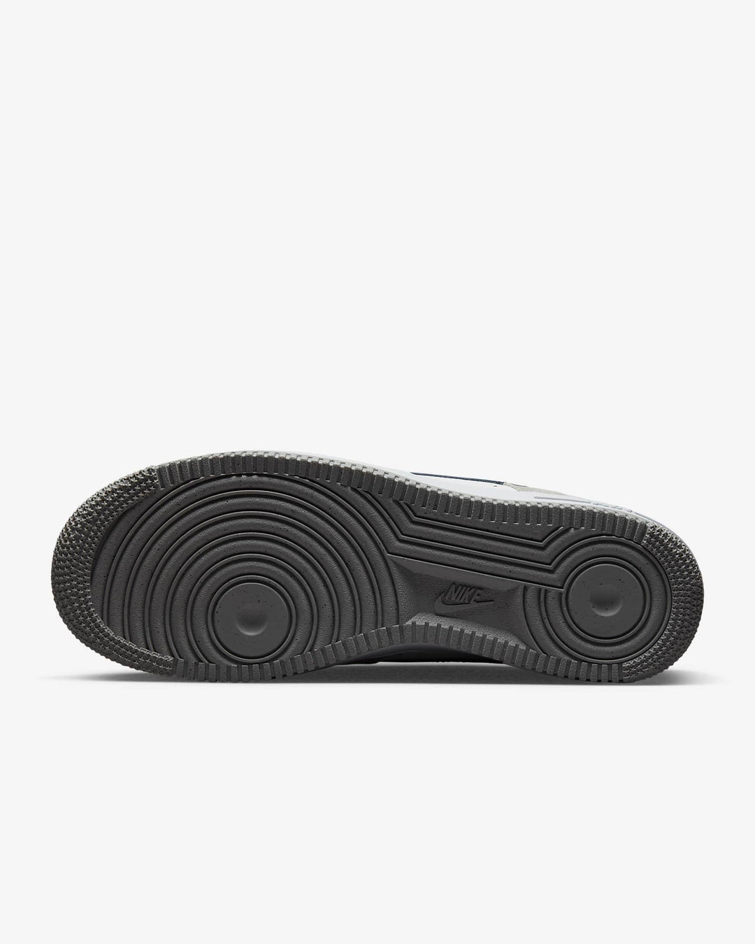 Nike Air Force 1 Low &