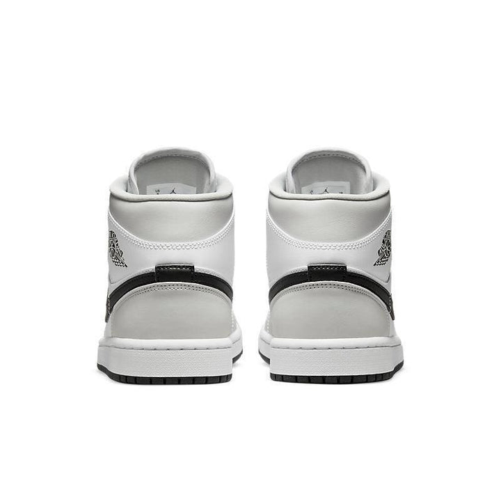 Air Jordan 1 High &