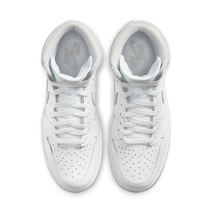 Air Jordan 1 High &