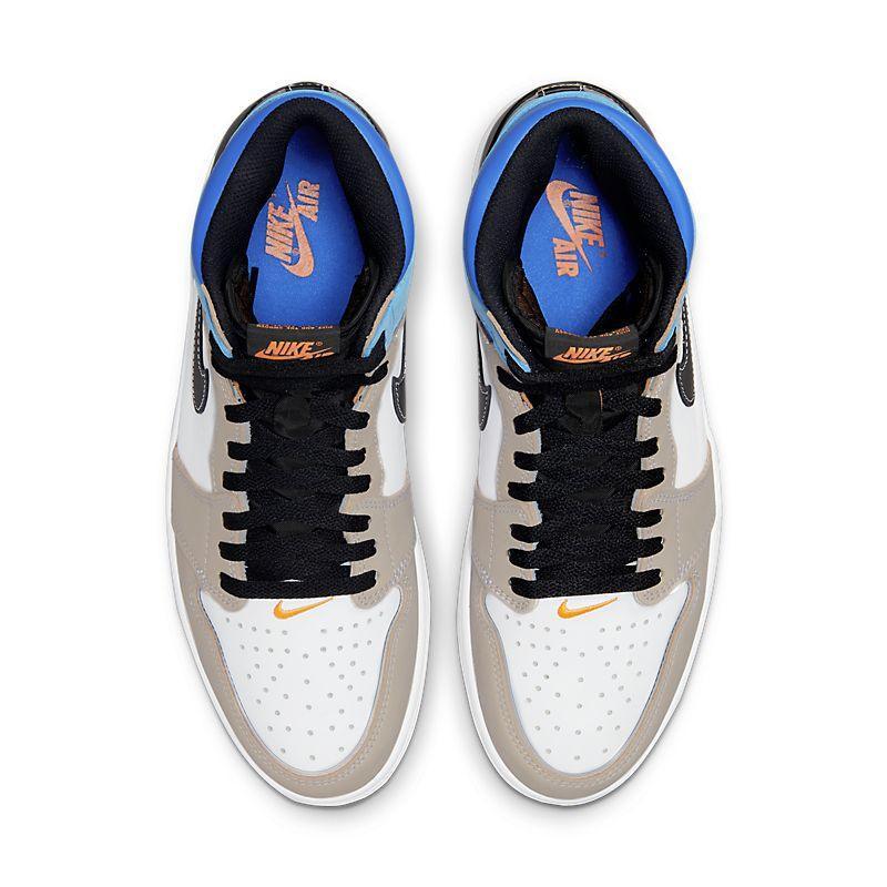 Air Jordan 1 High &