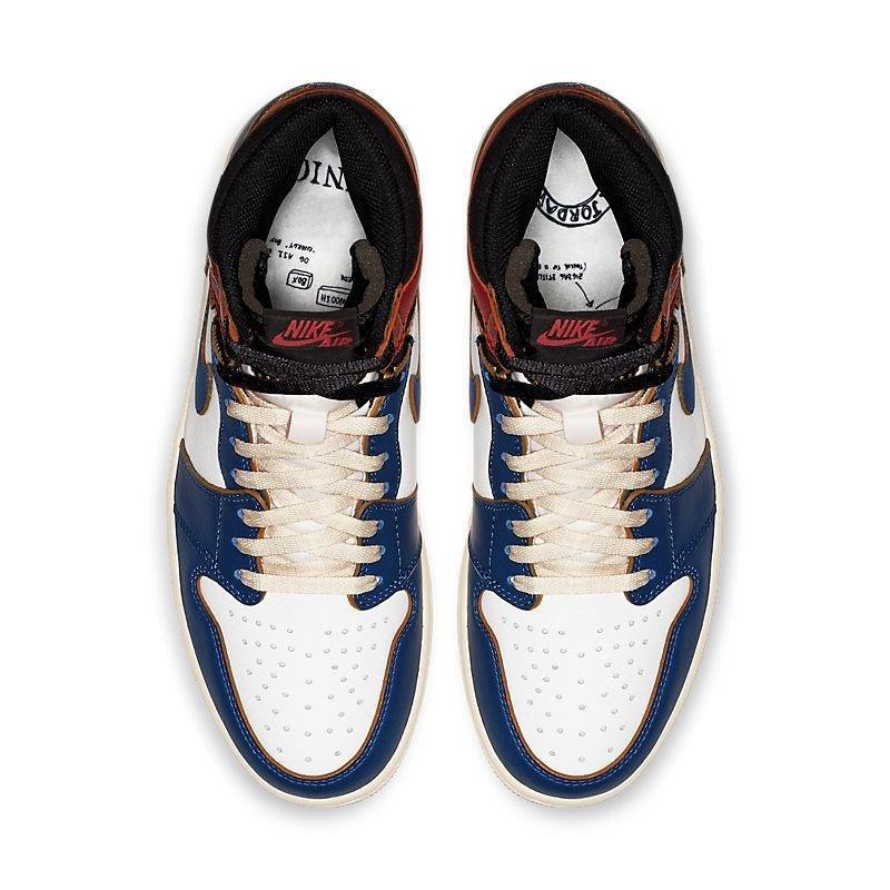 Air Jordan 1 High &