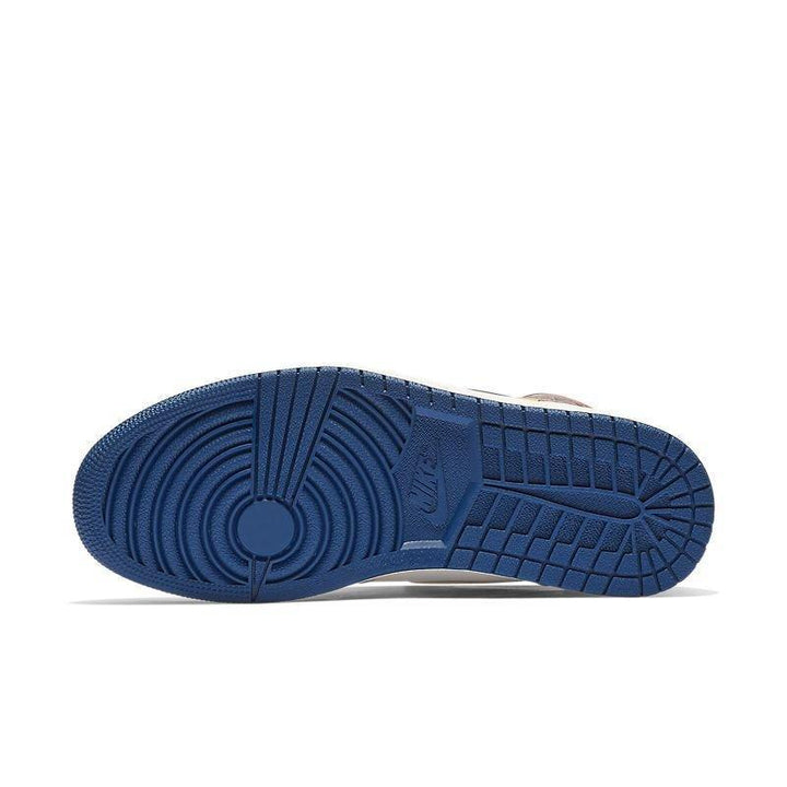 Air Jordan 1 High &