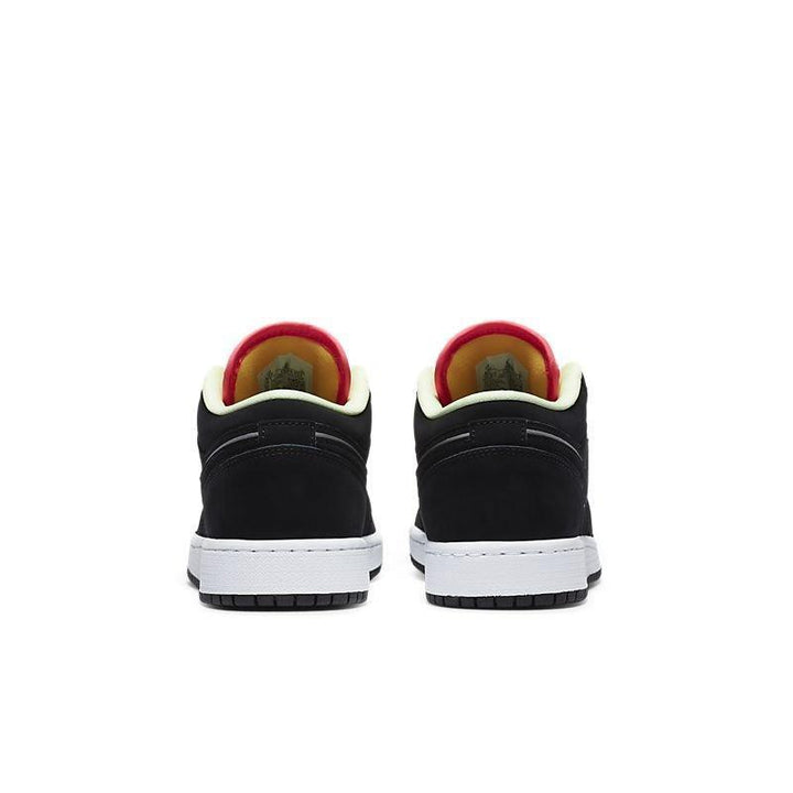 Air Jordan 1 Low &