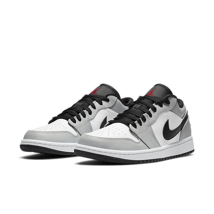 Air Jordan 1 Low &