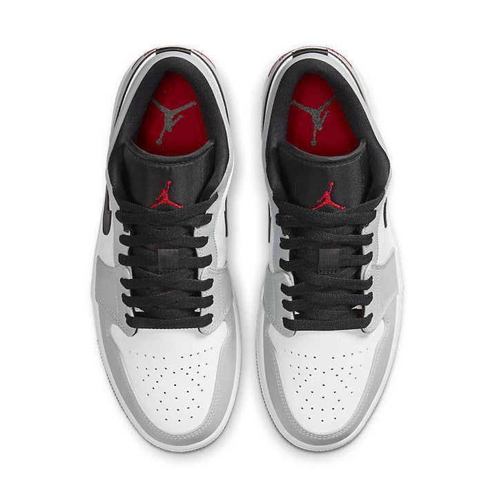 Air Jordan 1 Low &