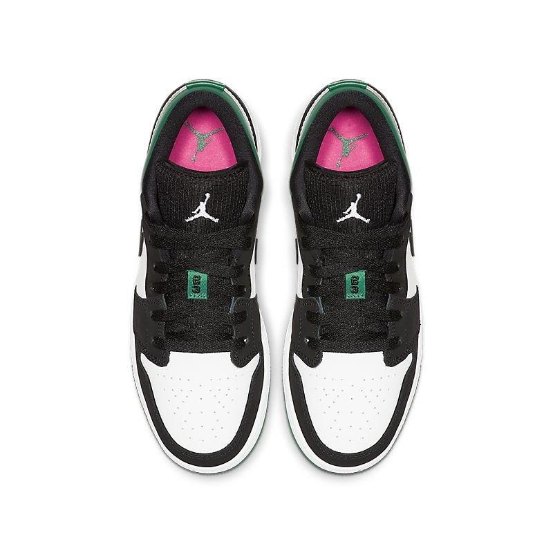 Air Jordan 1 Low &