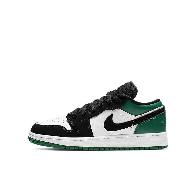 Air Jordan 1 Low &