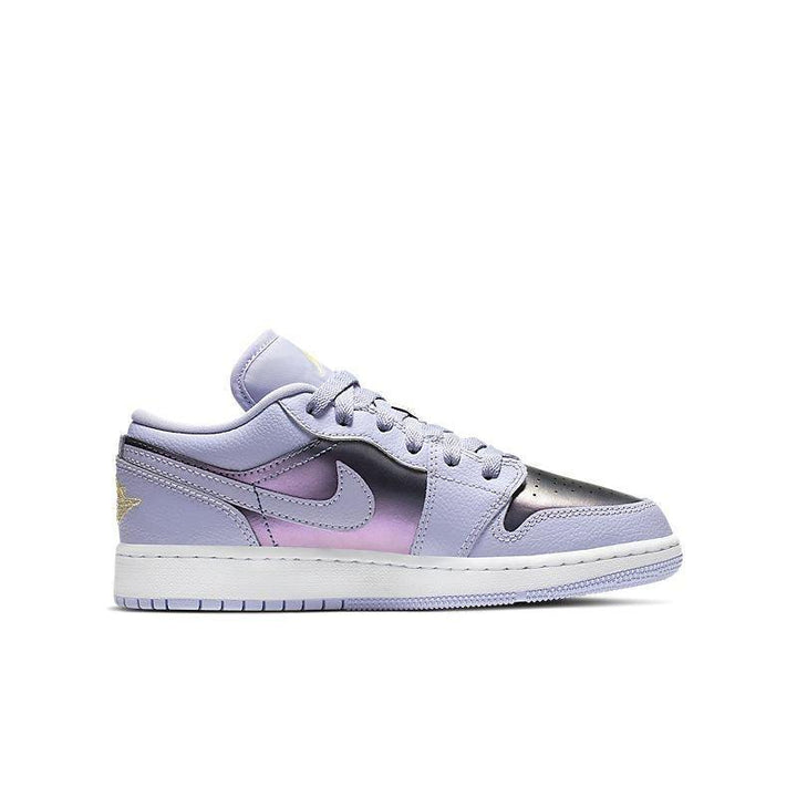 Air Jordan 1 Low &