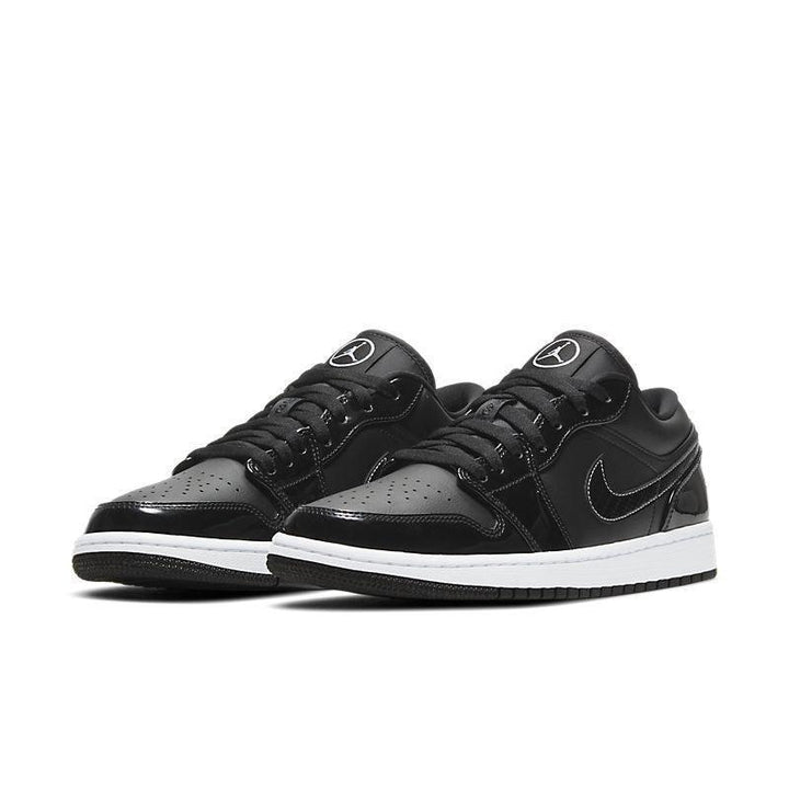 Air Jordan 1 Low &