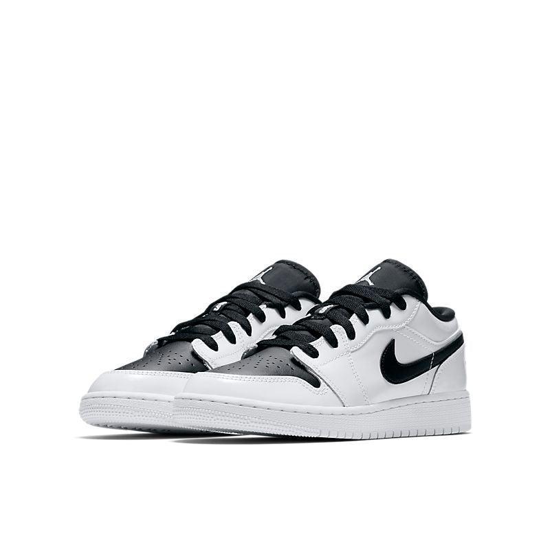 Air Jordan 1 Low &