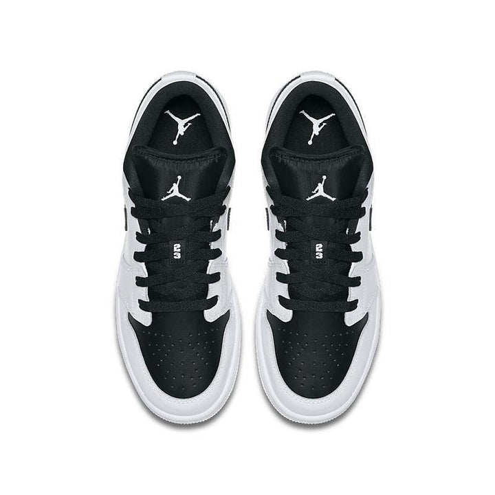 Air Jordan 1 Low &