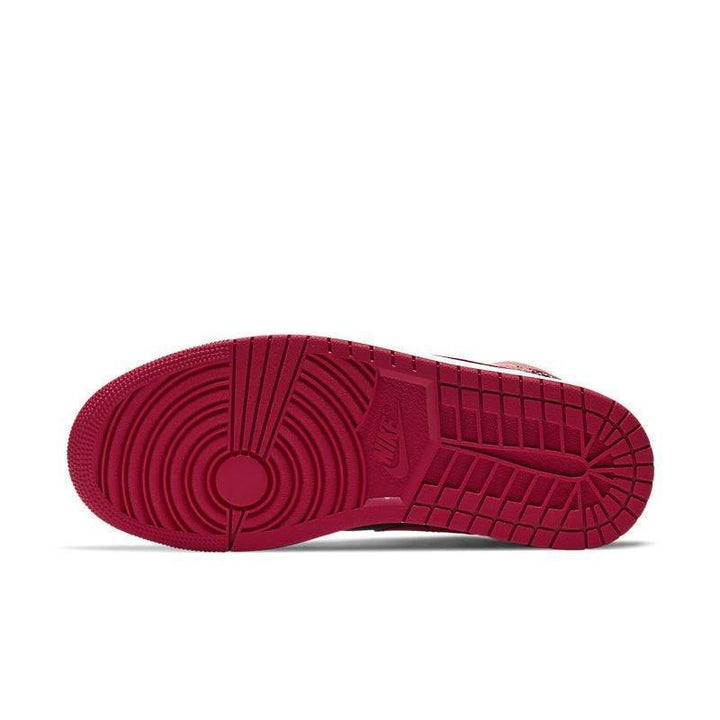 Air Jordan 1 Mid &