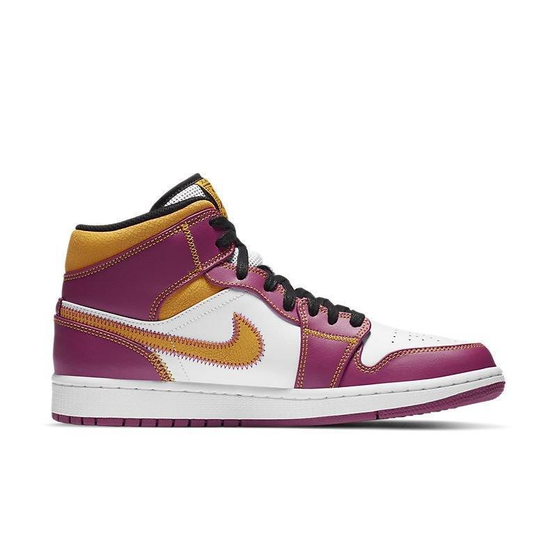 Air Jordan 1 Mid &