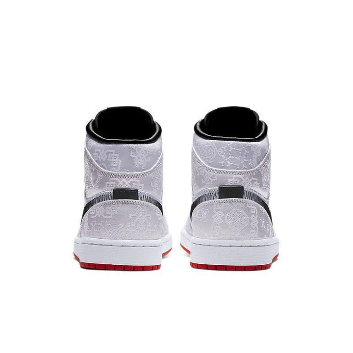 Air Jordan 1 Mid &