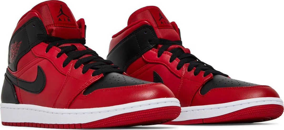 Air Jordan 1 Mid Reverse Bred (2021)