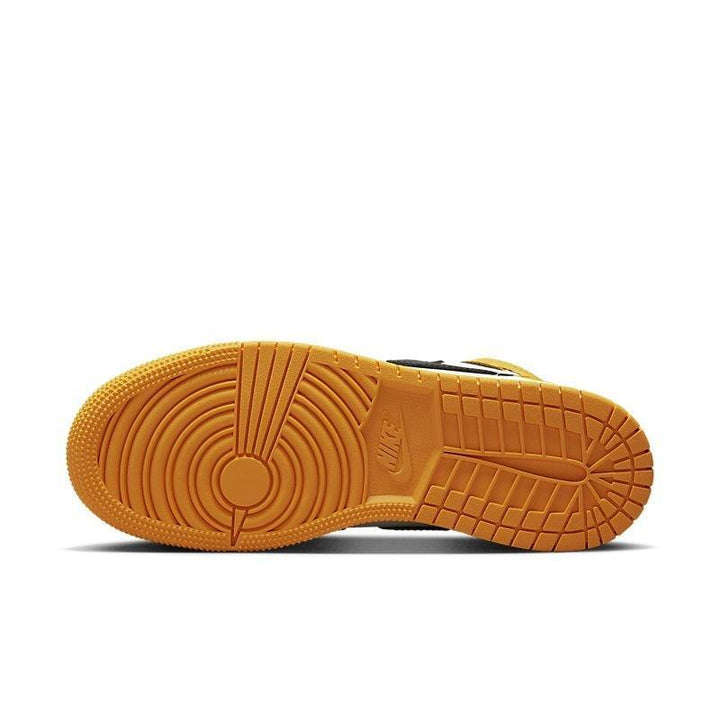 Air Jordan 1 Mid &