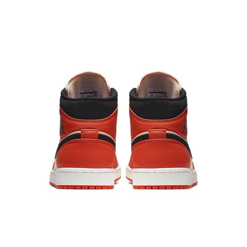 Air Jordan 1 Mid &
