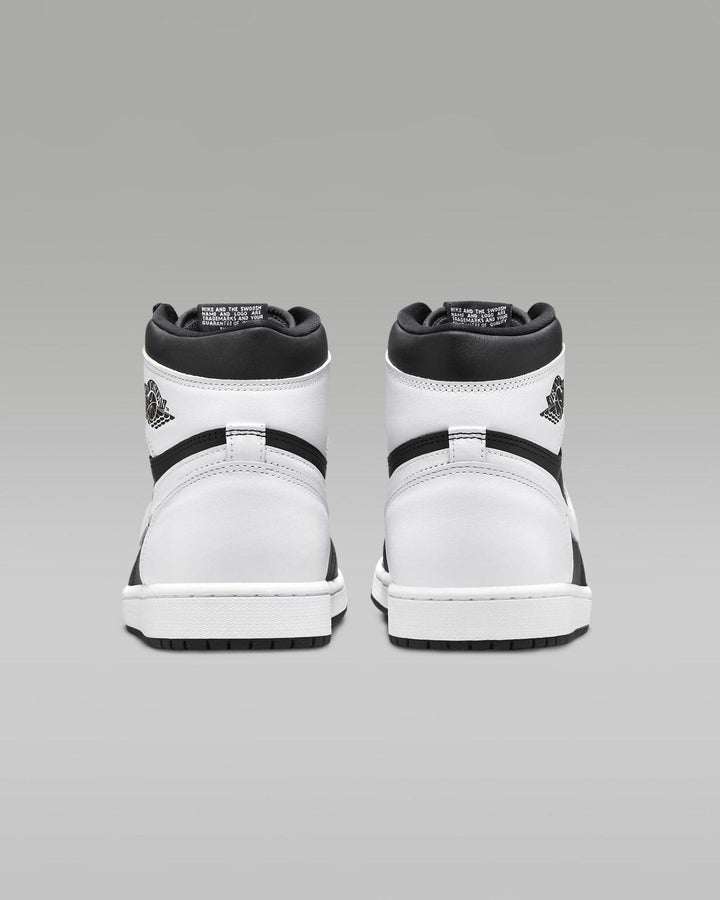 Air Jordan 1 Retro High OG "Black &amp; White"