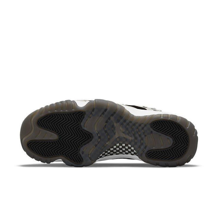 Air Jordan 11 Retro High &