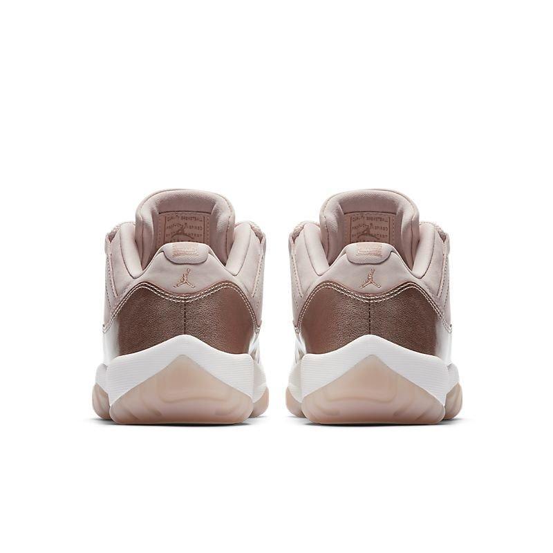 Air Jordan 11 Retro Low &