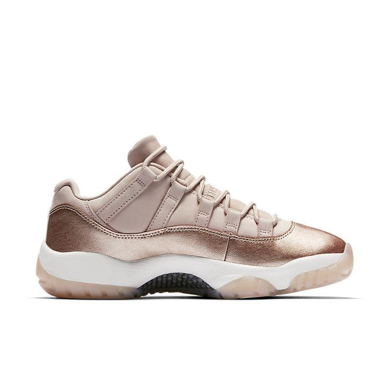 Air Jordan 11 Retro Low &