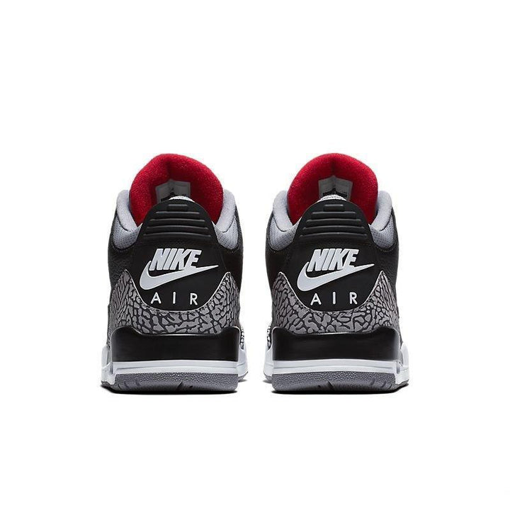 Air Jordan 3 Retro &