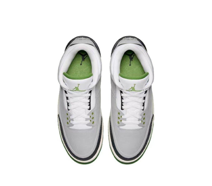 Air Jordan 3 Retro &
