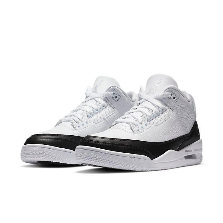 Air Jordan 3 Retro &
