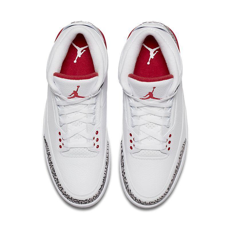 Air Jordan 3 Retro &