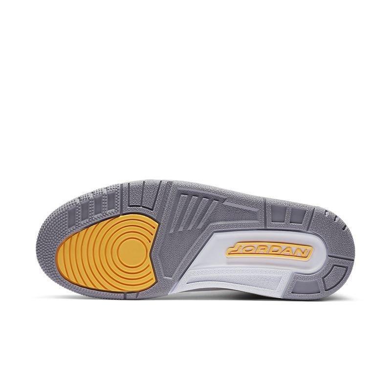 Air Jordan 3 Retro &