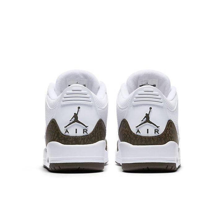 Air Jordan 3 Retro &