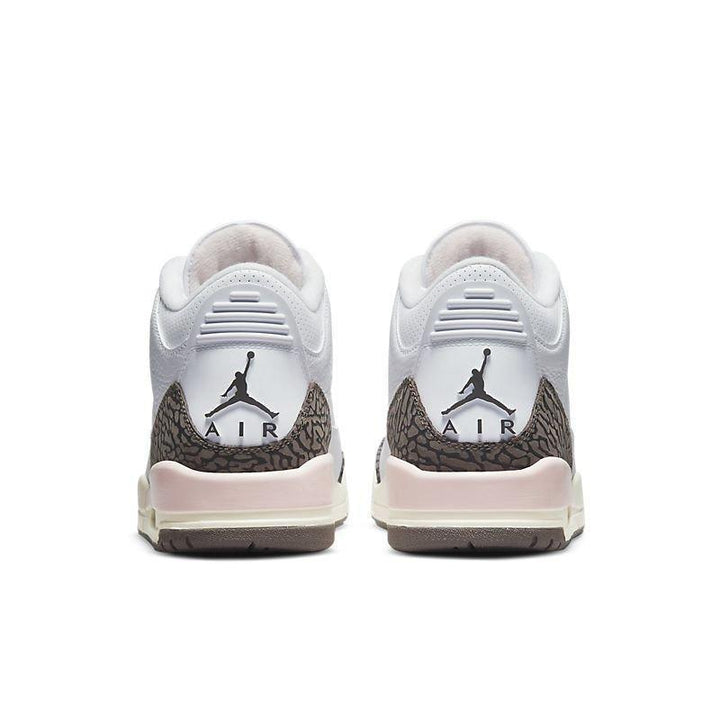 Air Jordan 3 Retro &
