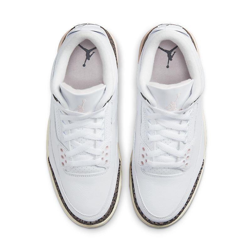Air Jordan 3 Retro &