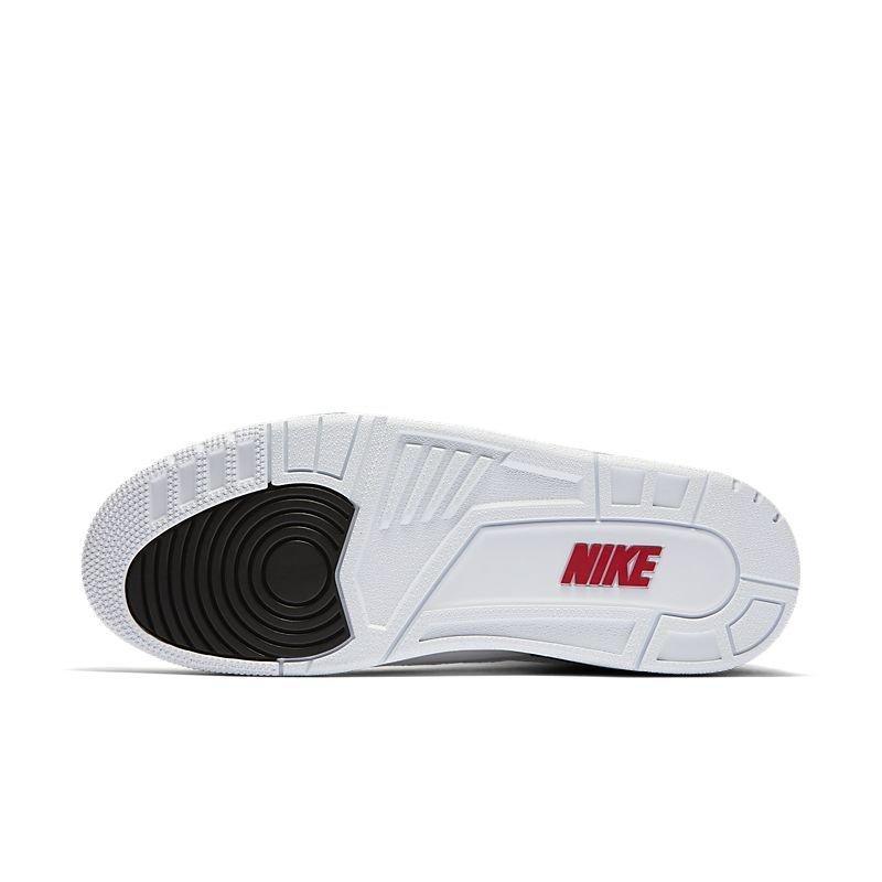 Air Jordan 3 Retro &