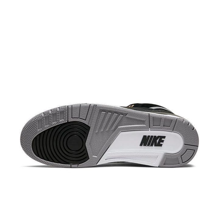 Air Jordan 3 Retro &