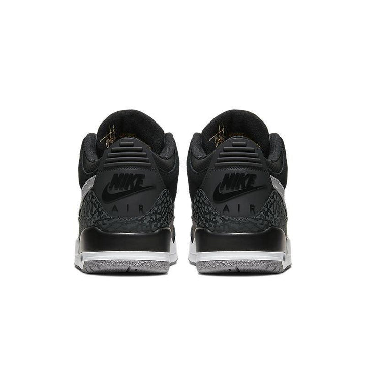 Air Jordan 3 Retro &