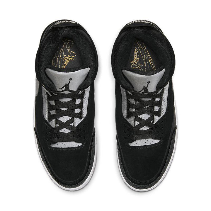 Air Jordan 3 Retro &