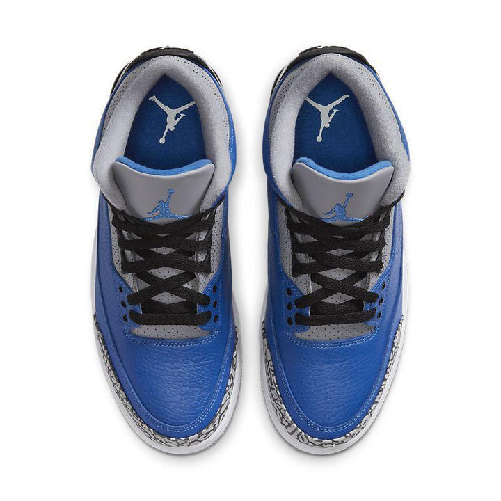 Air Jordan 3 Retro &