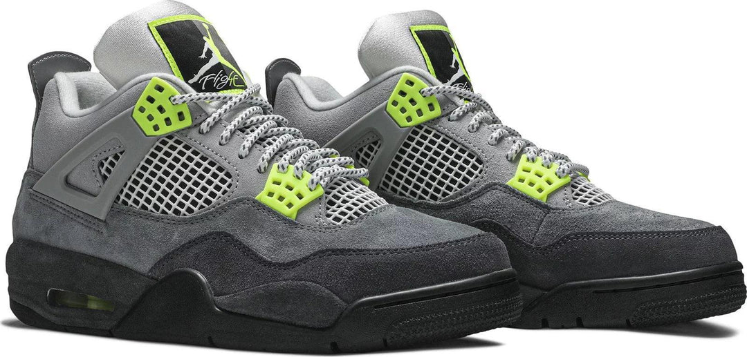 Air Jordan 4 Retro SE 95 Neon