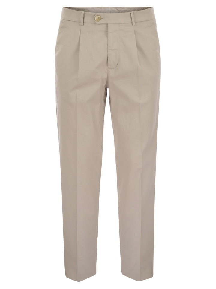 Brunello Cucinelli Men Garment-Dyed Leisure Fit Trousers In American Pima Comfort Cotton With Pleats