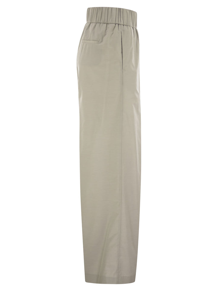 Peserico Women Trousers In Lightweight Technical Cotton Canvas