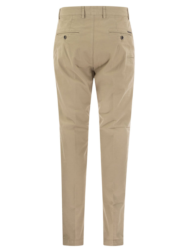 Peserico Men Stretch Cotton Gabardine Chino Trousers