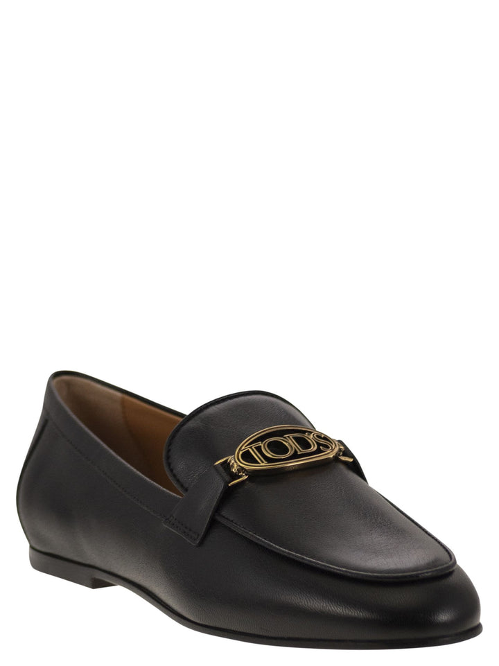 Tod's Women Leather Loafer With Accessory