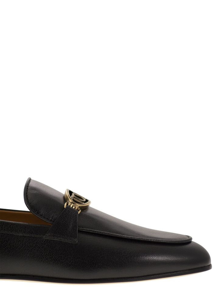 Tod's Women Leather Loafer With Accessory